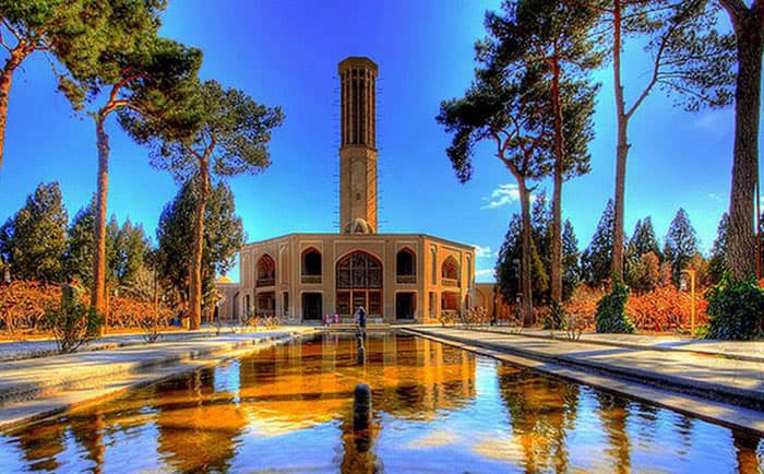 تور 4 روزه یزد از مشهد 22 دی 1403