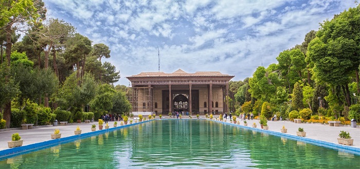 تور 4 روزه اصفهان از مشهد 4 آبان 1403