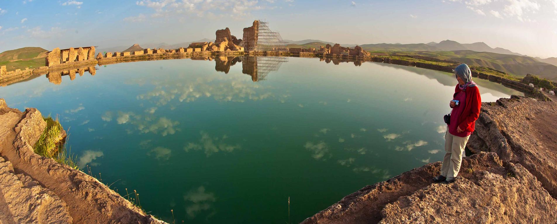 ۷۰۰۰ گردشگر در مجموعه جهانی تخت سلیمان